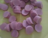 Foto del paso 1 de la receta: Colchón de arvejas con salchichas y zanahoria