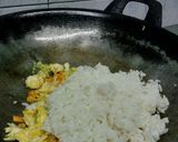 Foto langkah ke 3 dari resep Nasi Goreng Rumahan.