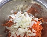 Foto langkah ke 2 dari resep Bakwan Sayur Simpel.