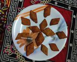 आषाढ स्पेशल गुळाच्या कापण्या (Gulachya Kapnya Recipe In Marathi) रेसिपी स्टेप 8 फोटो
