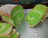 Foto langkah ke 10 dari resep Roti tawar pandan swirl.