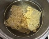 Foto langkah ke 1 dari resep Mie kecap.