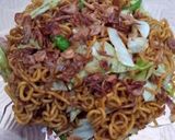 Foto langkah ke 5 dari resep Mie goreng mlekoh (medok).