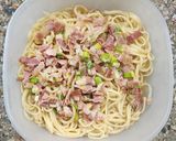 Foto del paso 3 de la receta: 🥓 Tortilla de fideos spaghetti con panceta y cebolla de verdeo 🥓