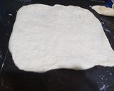Foto del paso 3 de la receta: Pan casero con chicharrón