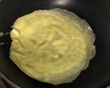 Foto langkah ke 3 dari resep Kimbap egg wrap.