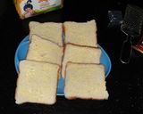 A picture of step 2 of Chocolate Cheese Panini.