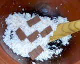 A picture of step 3 of Milky Chocolate Cocoa Rice Ball.