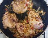 Foto langkah ke 2 dari resep Kari Ayam Sederhana.