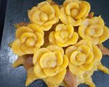 A picture of step 12 of Chanay ki daal ka halwa.