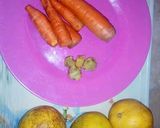 A picture of step 1 of Mixed fruit juice.