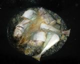 Foto langkah ke 1 dari resep Ikan Goreng Saus Tiram.