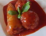 Töltött paprika és húsgombócok, zelleres paradicsomos mártásban recept fázis 5 fotója