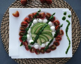 Foto del paso 5 de la receta: Ensalada de aguacate, mozzarella y tomate cherry