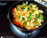चाऊमिन (Chowmein recipe in hindi) रेसिपी चरण 2 फोटो