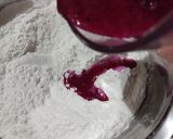 Foto langkah ke 4 dari resep Kue Putu Naga Merah.