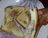 A picture of step 5 of Egg Sandwhich.