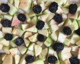 A picture of step 4 of Apple and blackberry crumble.