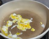 Foto langkah ke 2 dari resep Nasi Goreng Ayam Udang.