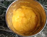 A picture of step 1 of Kesar mango peda.