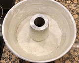 Foto del paso 5 de la receta: Pastel con coco caramelizado