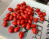 Une image de l'étape 2 de Salade de pâtes aux tomates cerises, poivrons rouges grillés et persil.