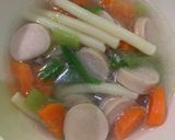 Foto langkah ke 4 dari resep Sop sosis makaroni simpel.