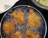 Foto del paso 4 de la receta: Buñuelos de cebolla y lechuga