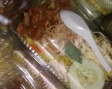 Foto langkah ke 4 dari resep Mie Goreng (Pelengkap Nasi Kuning).