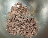 Foto del paso 2 de la receta: Budín de Naranja con Trozos de Chocolate