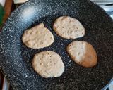Pas rețetă Mini pancakes cu semințe chia și dulceață de căpșuni 1 fotografie