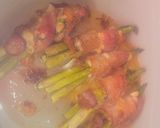 A picture of step 5 of Cheesy Bacon-Wrapped Asparagus Twisters.