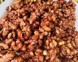 A picture of step 4 of Oldfashioned Sugarnuts 2 Ways.