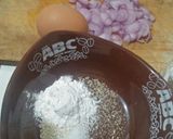 Foto langkah ke 1 dari resep Telur Dadar Crispy.