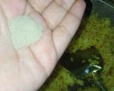 Foto langkah ke 24 dari resep Nasi goreng kunyit dan telur dadar.