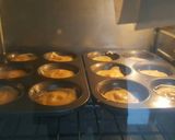 Foto langkah ke 3 dari resep Cream Puff with Dulce de Leche topping.