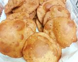 A picture of step 6 of Jaggery Bhatura.