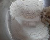 A picture of step 1 of Banana puri.
