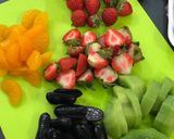 Foto langkah ke 7 dari resep Lemon Cake with Tropical Fruit.
