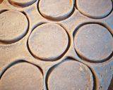 A picture of step 4 of Digestive biscuits.