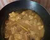 Foto langkah ke 5 dari resep Opor Ayam Kuning Sederhana.