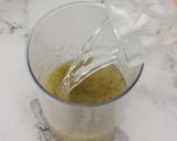 A picture of step 5 of Kiwi ice popsicles.