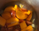 Foto del paso 4 de la receta: Cazuela de garbanzos a la marinera