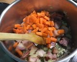 Une image de l'étape 11 de Soupe de pois chiches, carottes, poivron et lard.