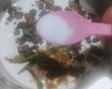 A picture of step 4 of Bhindi Raita.