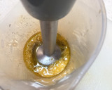 Foto del paso 3 de la receta: Ensalada de melón, mango, queso y serrano crujiente con vinagreta de mango