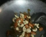 A picture of step 4 of Alsi ke ladoo.