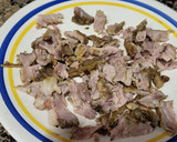 Foto del paso 1 de la receta: Aguacate relleno de carne con mostaza y miel