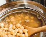 Foto langkah ke 1 dari resep Chick Pea / Garbanzo Curry.