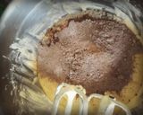 Foto langkah ke 4 dari resep Oreo Cake (Simple Birthday Cake).